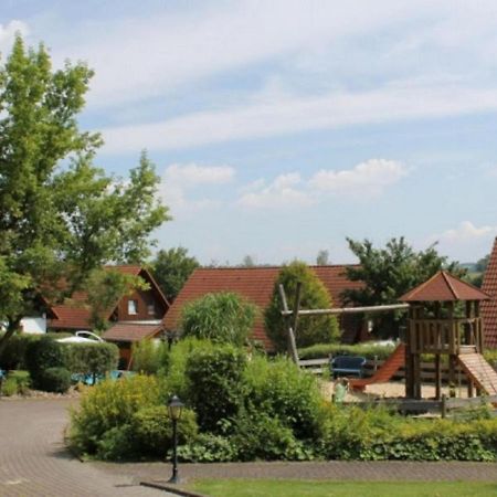 Spacious Apartment In The Green Bruchttal Bredenborn Esterno foto