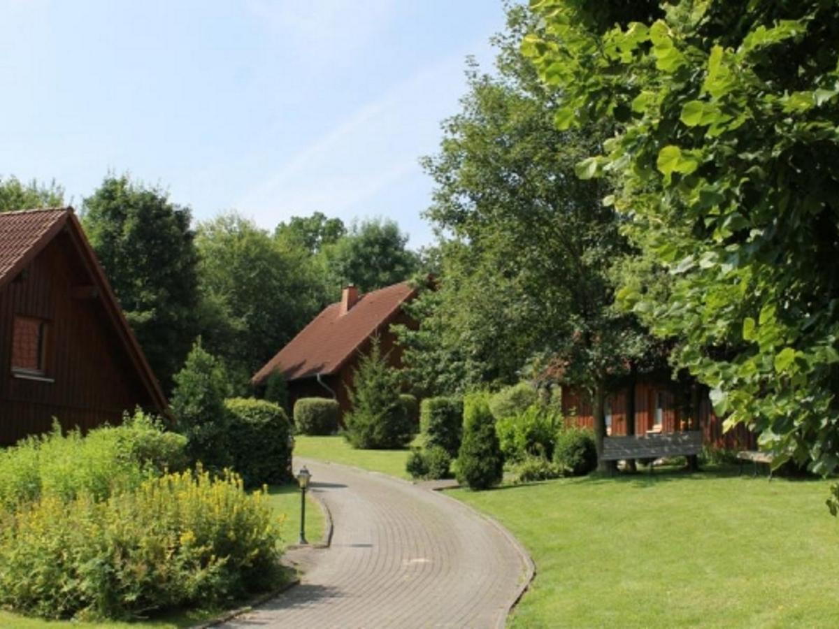 Spacious Apartment In The Green Bruchttal Bredenborn Esterno foto